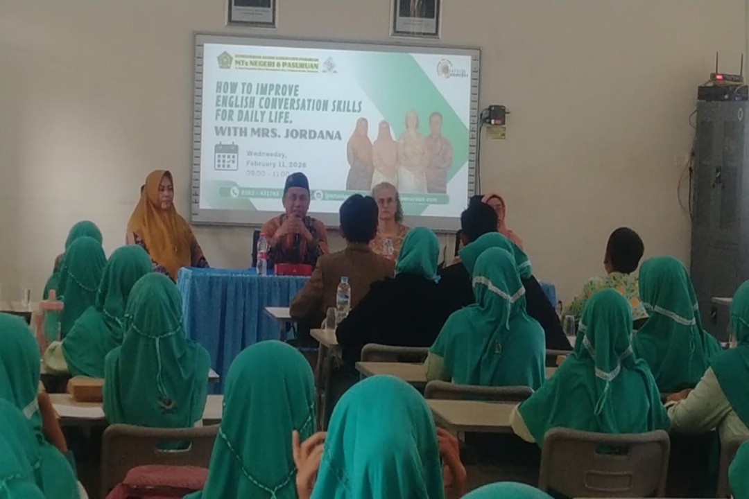 Penguatan Program English Club Conversation MTsN 6 Pasuruan