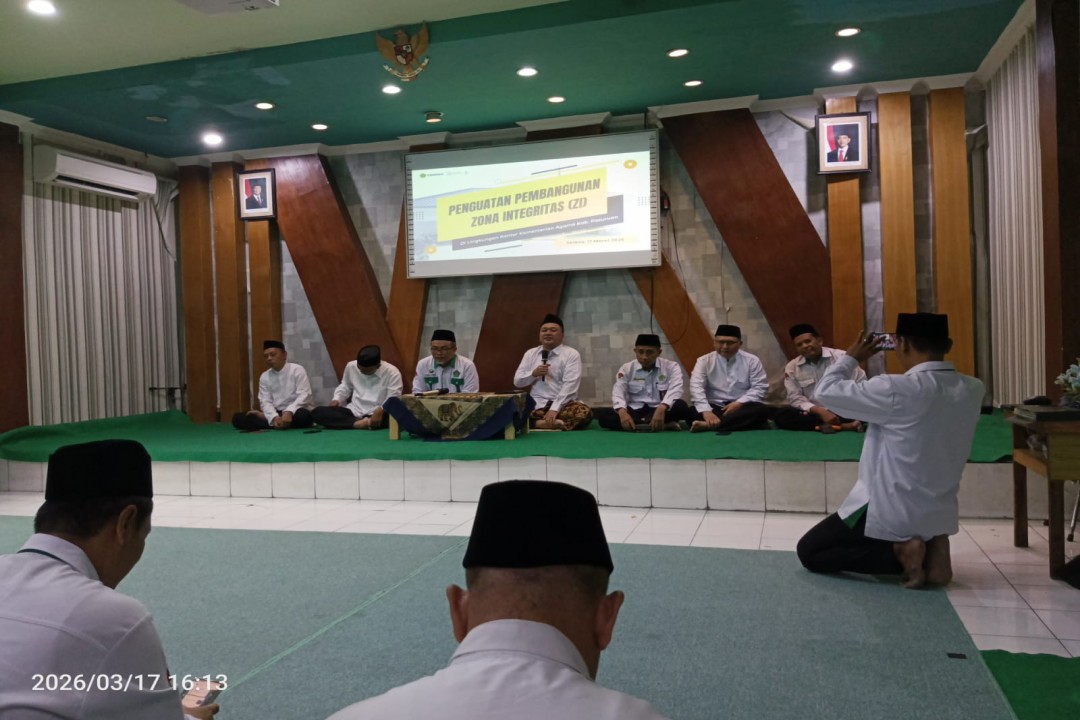 Penguatan Zona Integritas, MTsN 6 Pasuruan Hadiri Pembinaan di Aula Kemenag Kabupaten Pasuruan