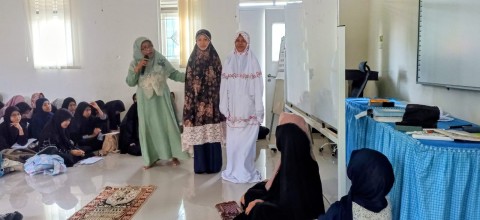 PESANTREN RAMADHAN HARI KEEMPAT BERLANGSUNG INTENSIF DISKUSI FAHMIL QUR’AN HINGGA BUKA BERSAMA PENUH KEKHUSYUKAN