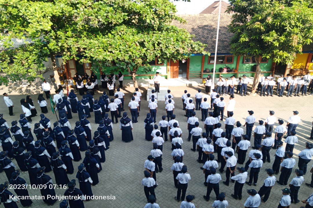 Kukuhkan Dewan Ta'mir dan Remaja Musholla (Remus), Kepala Madrasah Komitmen Wujudkan Madrasah yang  Mencetak Generasi Religius dan Berakhlak Mulia