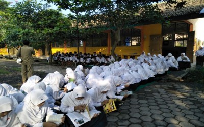 MTsN 6 Pasuruan: LITERAMA Hiasi SERASI